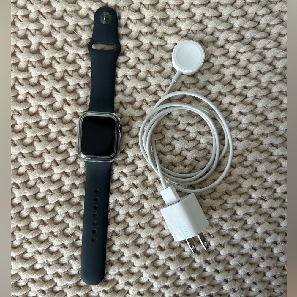 APPLE WATCH Second Generation. GPS + Cellular 40mm